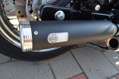 Hohmann adjustable exhaust Softail Typ C; presented byKern